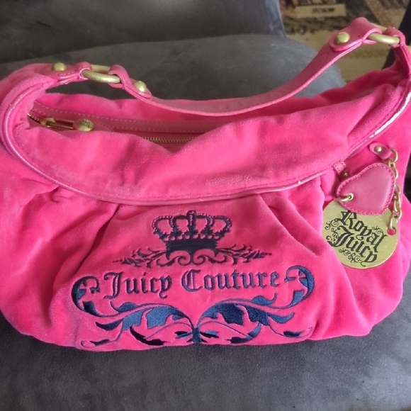 Juicy Couture Handbags - Vintage Juicy Couture Pink Shoulder Bag
